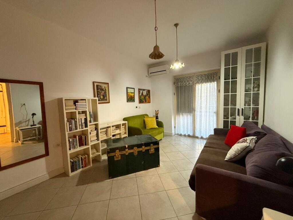 Appartamento 1+1+cucina separata in Myslym Shyr 60.000 lek