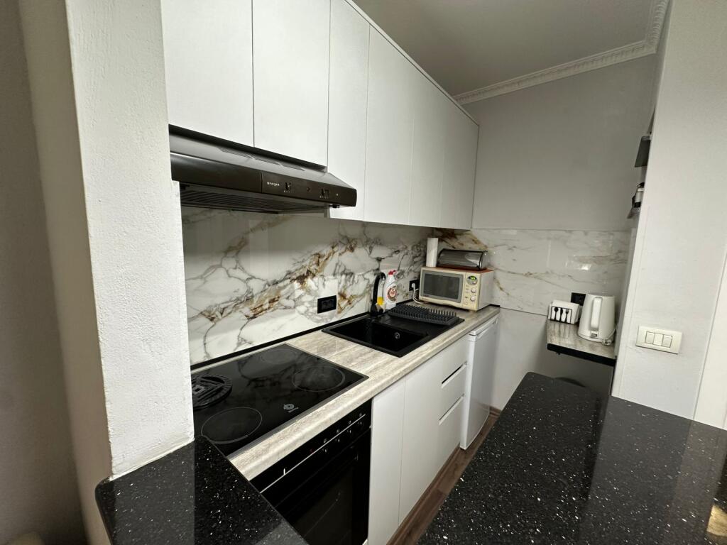 Apartament Ura e Tabakeve