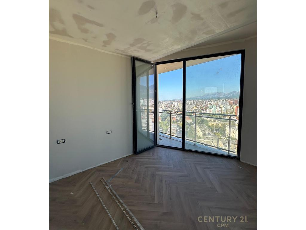 Jepet me qira apartament 2+1+2 për zyra, tek Golden Tower Residence!
