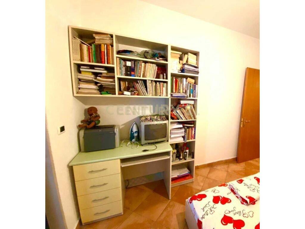 Affittiamo appartamento 1+1 in Via Kavaja