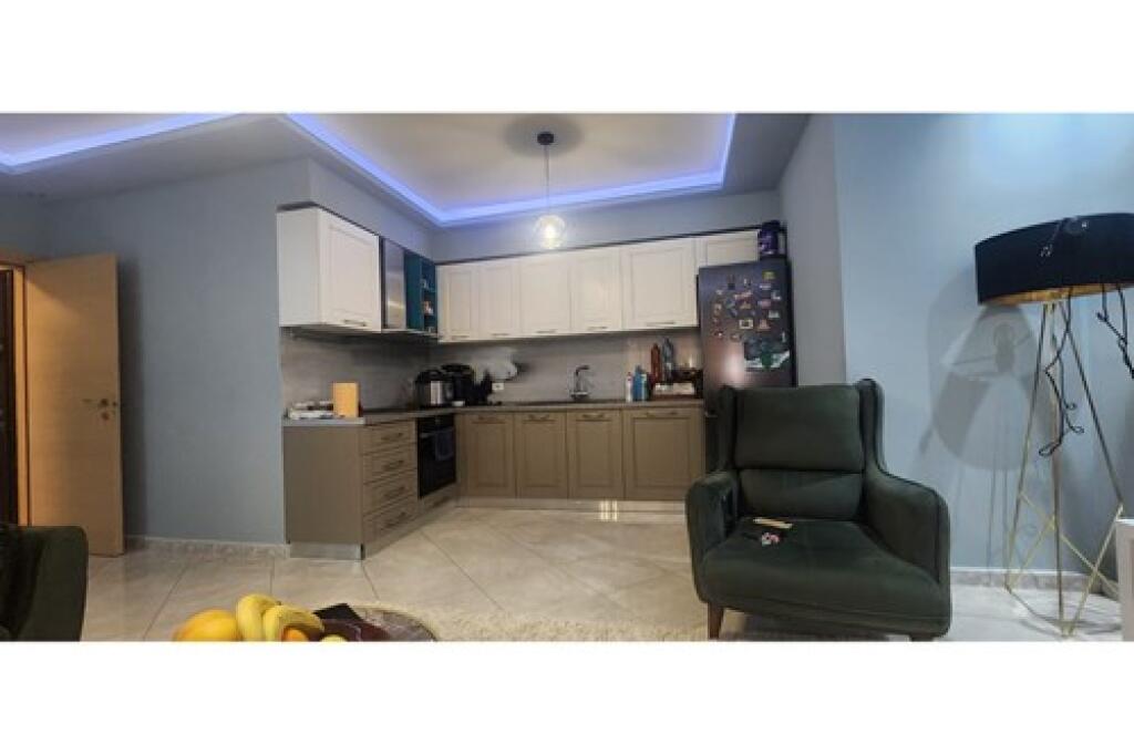 FOR SALE, APARTMENT 2+1+2 + PARKING SPACE, FRESKU