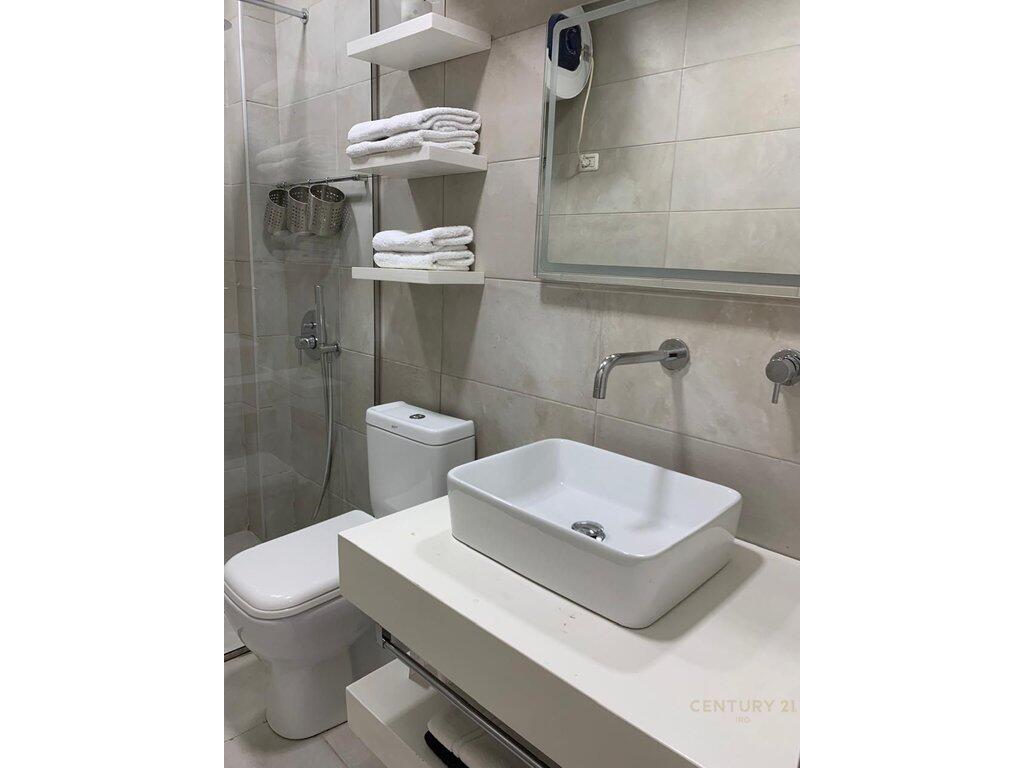 APPARTAMENTO 1+1 IN AFFITTO, PIAZZA SKENDERBEJ - CENTRO.