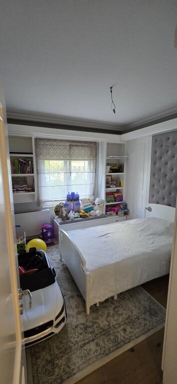 Qera, Apartament 2+1+2+Post Parkimi, Kopshti Botanik, Tiranë.