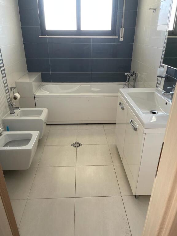 Affittasi 2+1+2 Yzberisht presso Bar Flavio