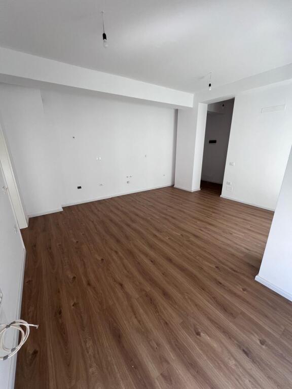 VENDESI APPARTAMENTO 1+1 ALI DEMI 102.170 EURO