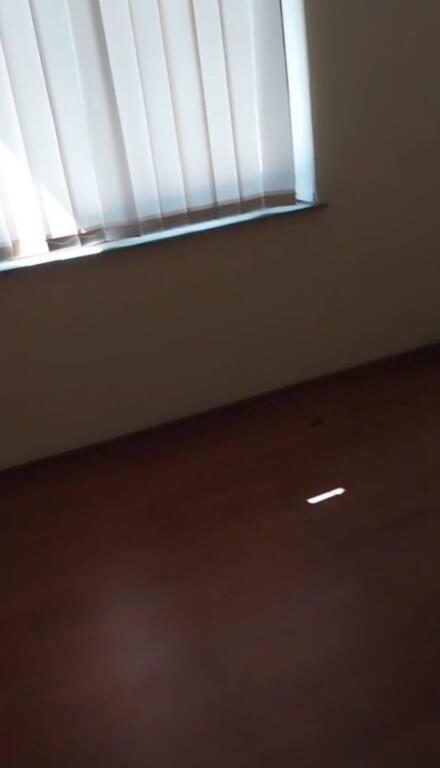 Jepet  me qera   apartament 2+1 ne zemër te bllokut  