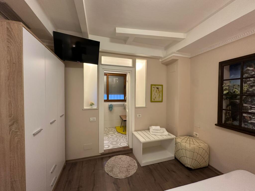 Apartament Ura e Tabakeve