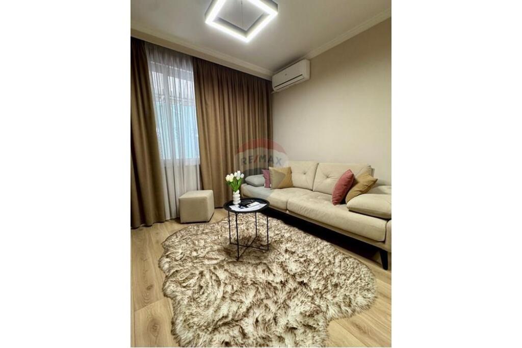 FOR RENT, APARTMENT 1+1, BLLOKU, TIRANA
