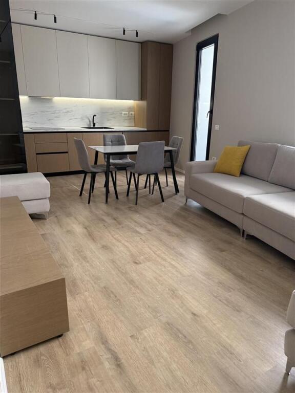 APARTMENT FOR RENT 2+1 FROSINA PLAKU STREET 750 EURO
