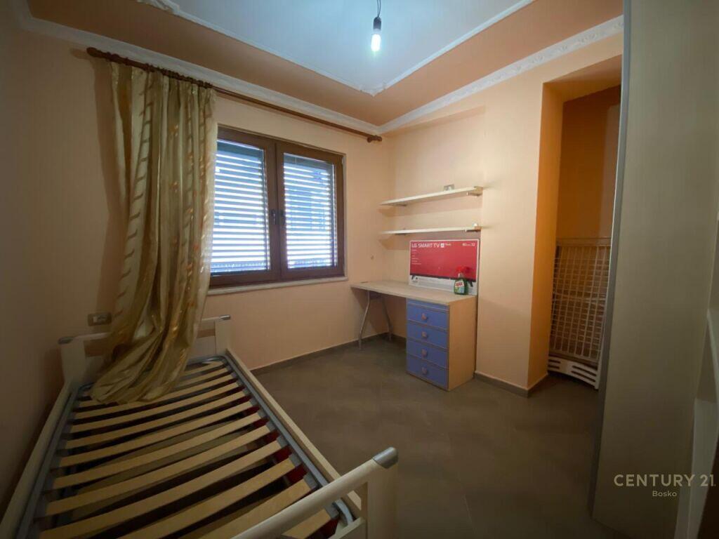 IN AFFITTO APPARTAMENTO 3+1+2 IN VIA MINE PEZA