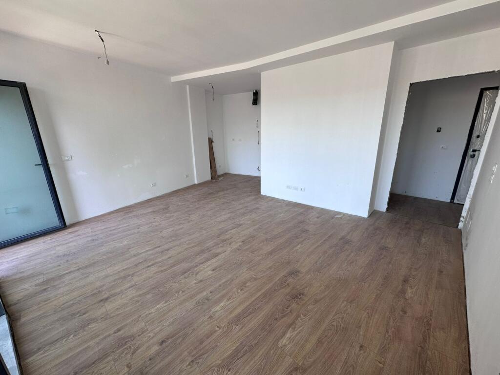 Appartamento in vendita VUOTO in Lake View Residence
