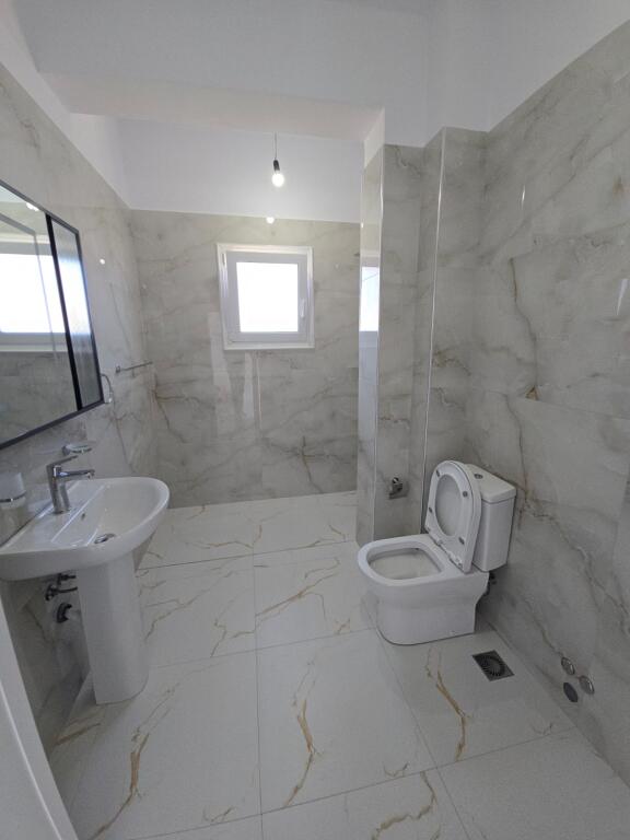 JEPET ME QERA APARTAMENT 1+1 NE KENETE DURRES