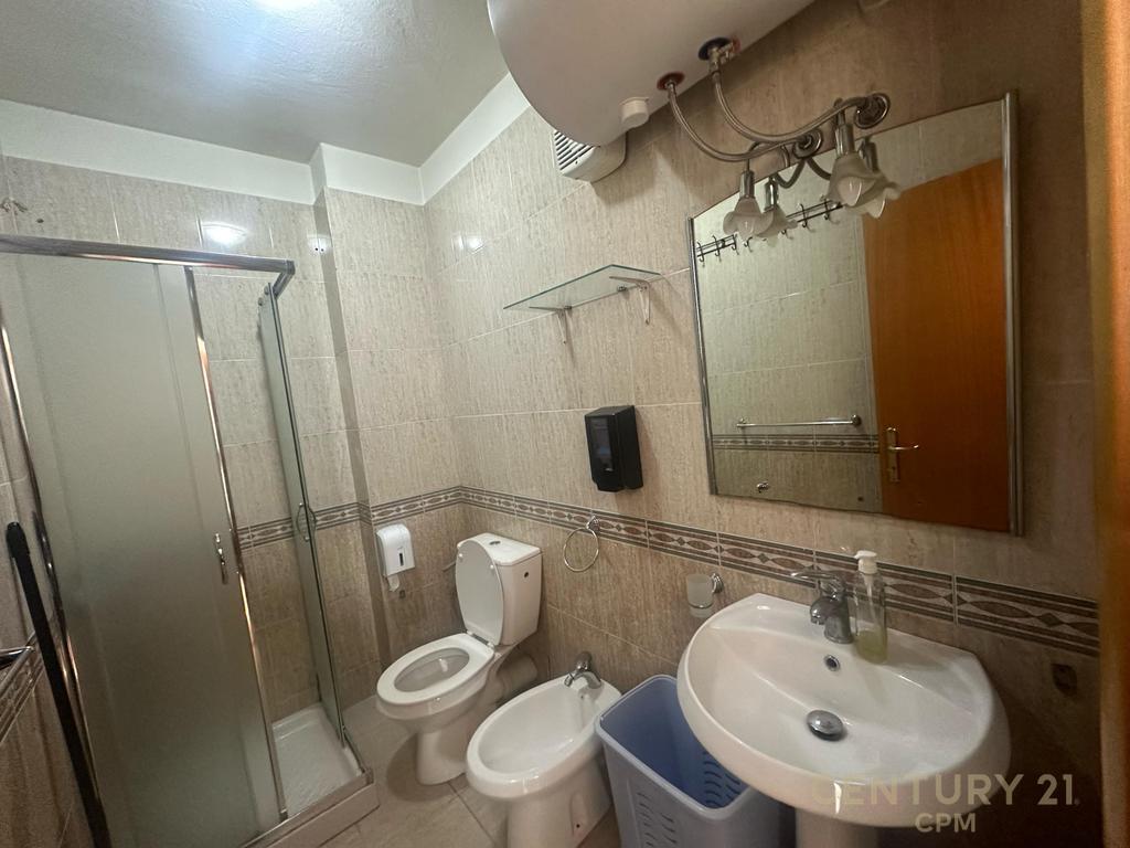 Apartment 2+1+2 for rent at Hoxha Tahsim
