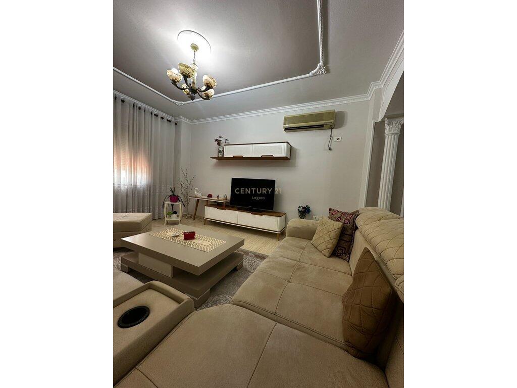 Furnished apartment for rent, very close to the city center – 700€