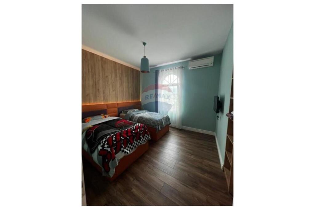 LUXURY PENTHOUSE IN SAUK FOR RENT !