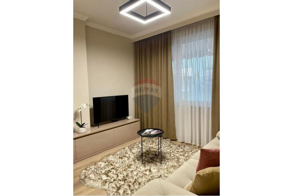 FOR RENT, APARTMENT 1+1, BLLOKU, TIRANA