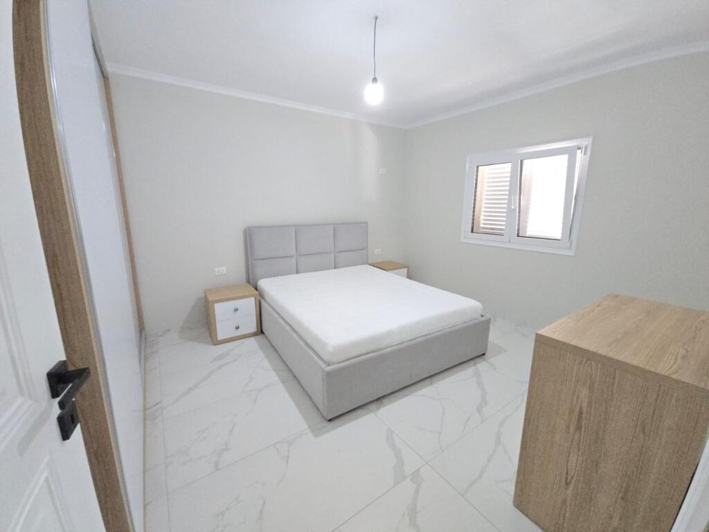 AFFITTASI APPARTAMENTO 1+1 A KENETE DURRES