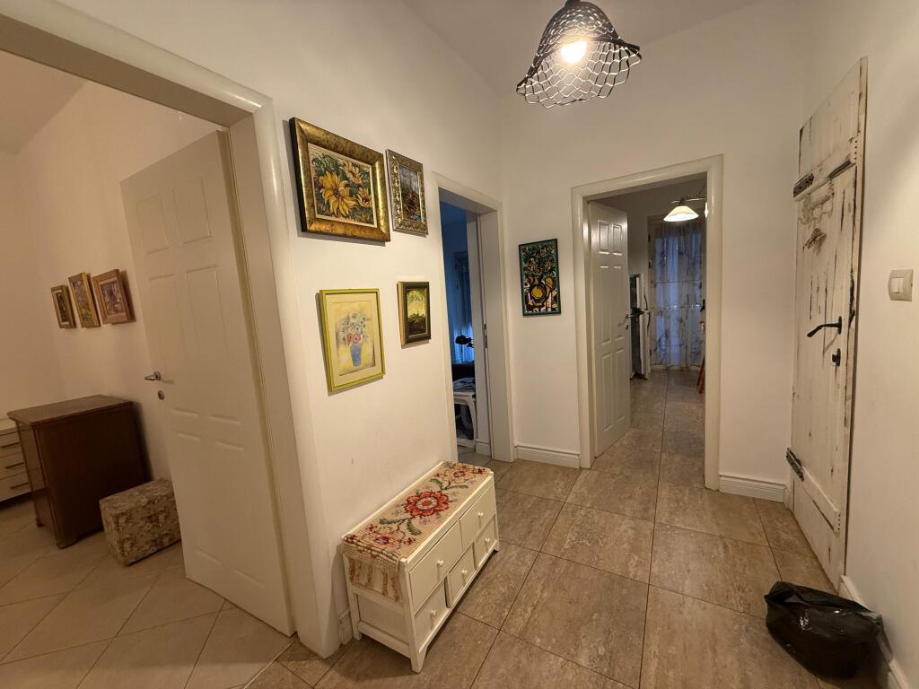 Appartamento 1+1+cucina separata in Myslym Shyr 60.000 lek