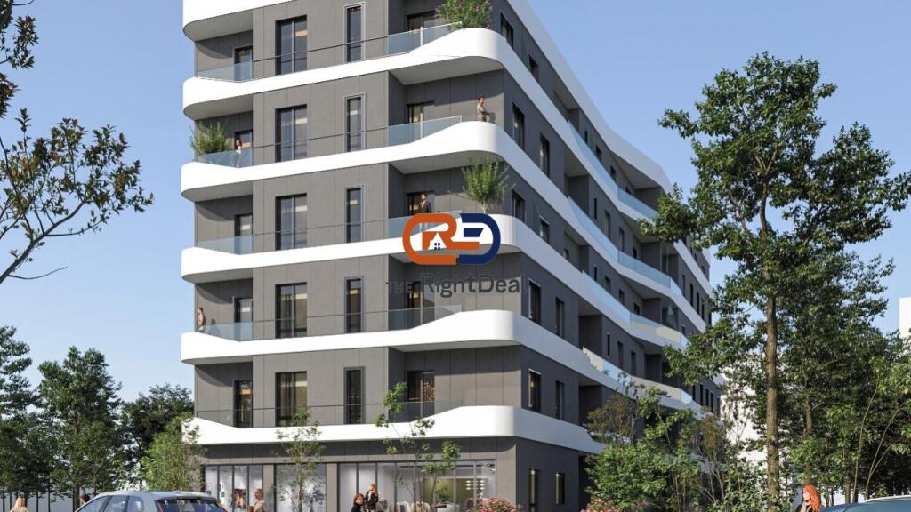 Tek West Coast Ne Golem, Shitet Apartament 2+1, Me Planimetri Te Rregullt!!!