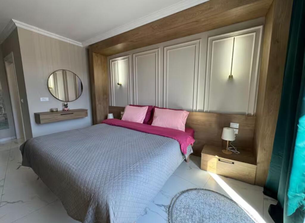 Appartamento in vendita a Lake View Residence