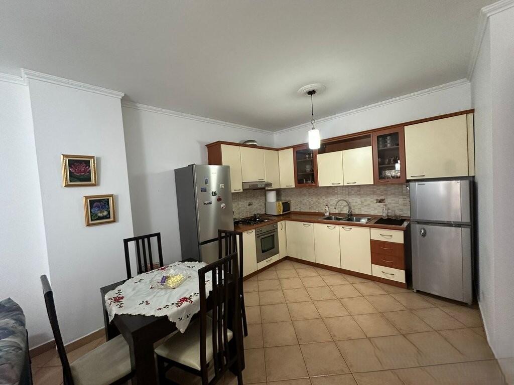 APARTAMENT 1+1 ME QIRA 500 € /Muaj