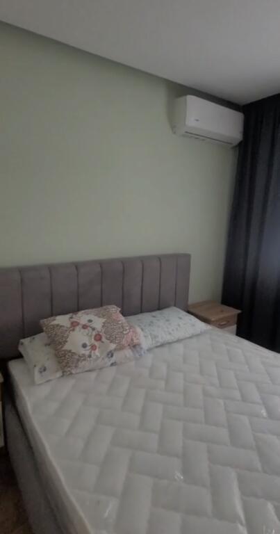 In affitto 2+1+1 VIA MINE PEZA 75.000 leke