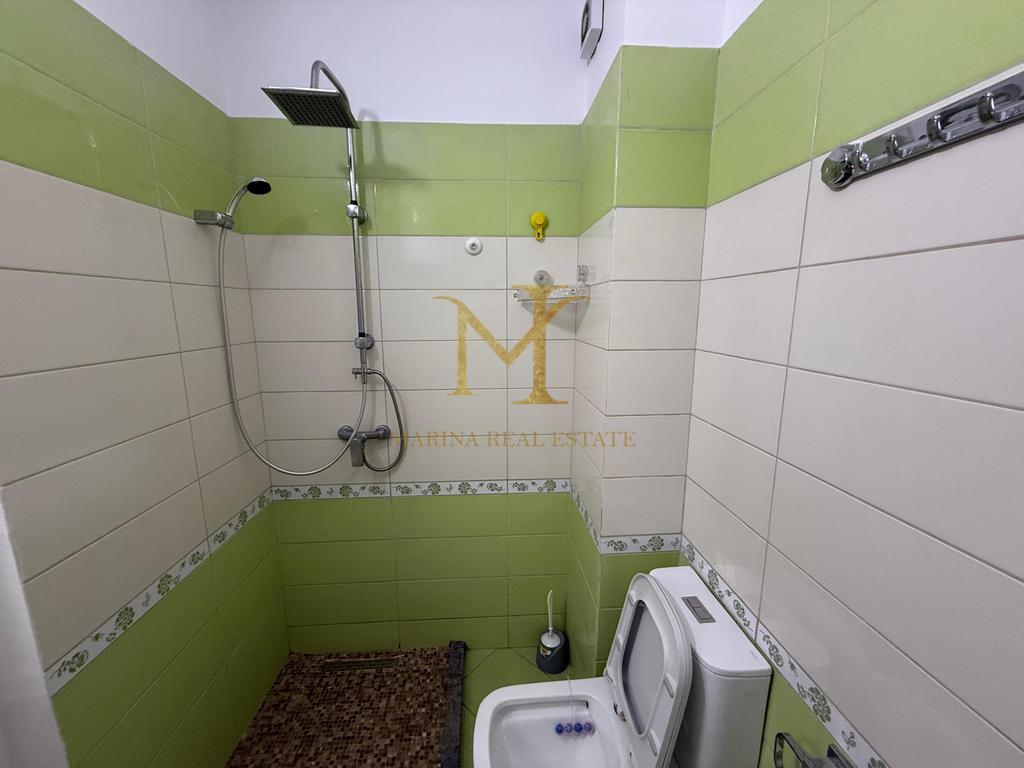 Apartament 2+1 per Qera ne Plazh , Stacioni i Pare !!