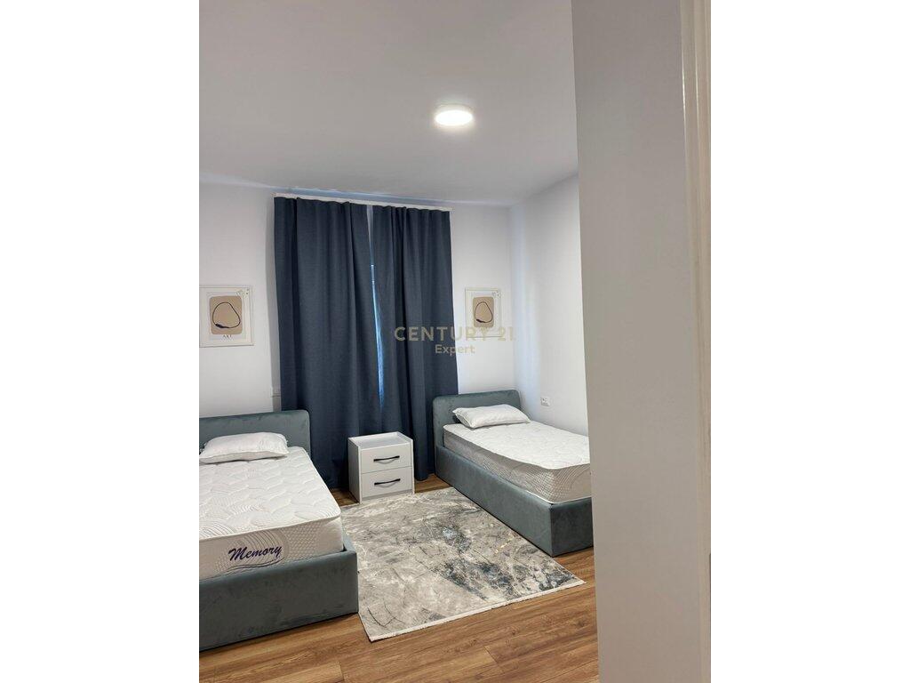 2+1 apartment for rent near Wilson Square!