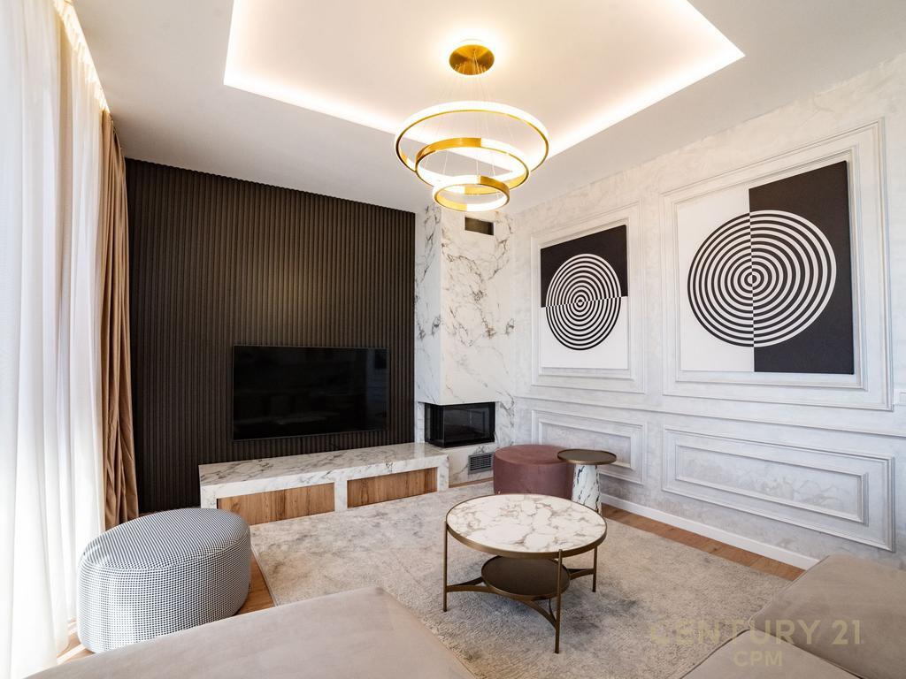 SHESIM SUPER VILË INDIVIDUALE LUXOZE ME PISHINE NË GREEN COAST 1 PALASË!!     1,580,000 €