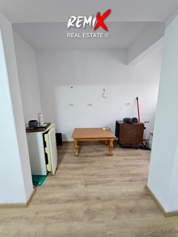 JEPET ME QERA AMBJENT BIZNESI , prane Tatim Taksave ,  DURRES