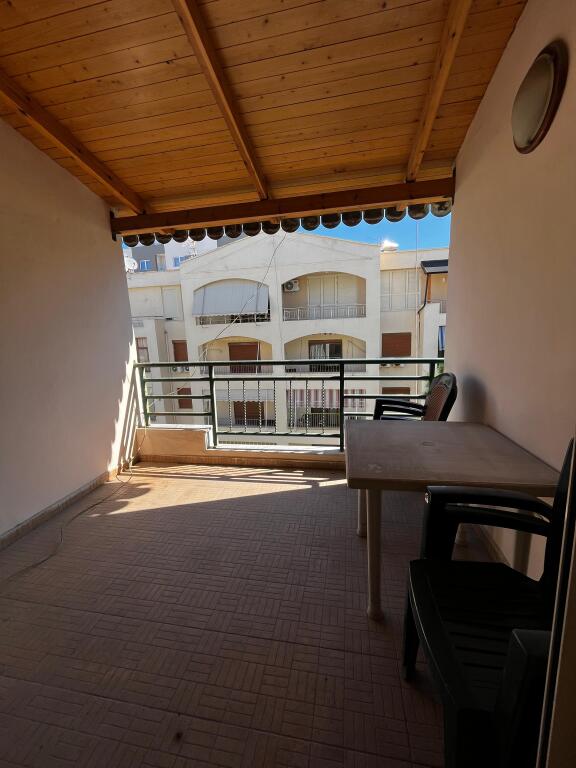 Per shitje  Apartamente   1+1 + Verande Shkembi Kavajes