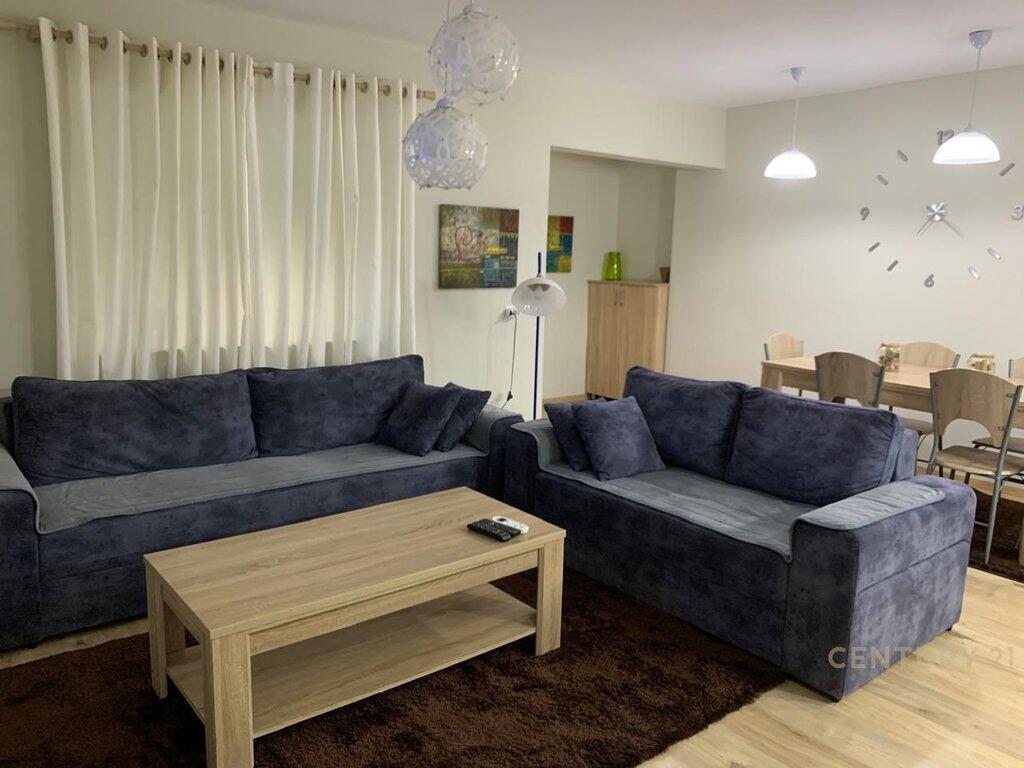 APPARTAMENTO 1+1 IN AFFITTO, PIAZZA SKENDERBEJ - CENTRO.