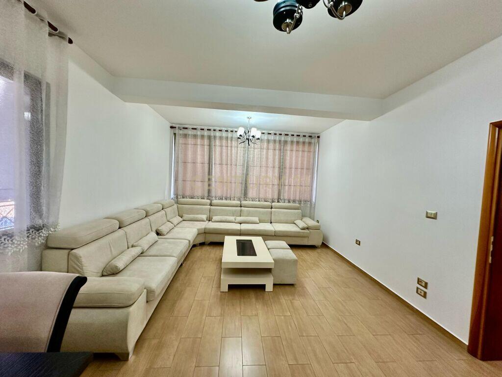 APARTAMENT ME QIRA 2+1, I VENDOSUR PRANE KOMPLEKSIT GRAND, TIRANE!