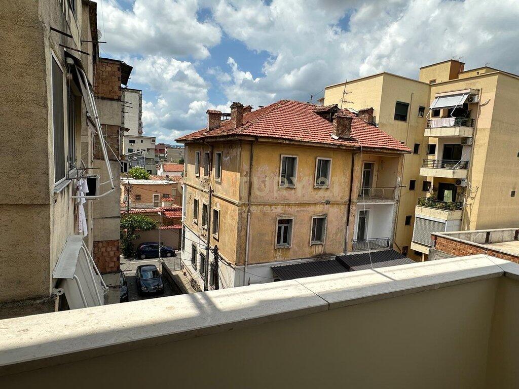 VIA FORTUZI, APPARTAMENTO 3+1 IN AFFITTO