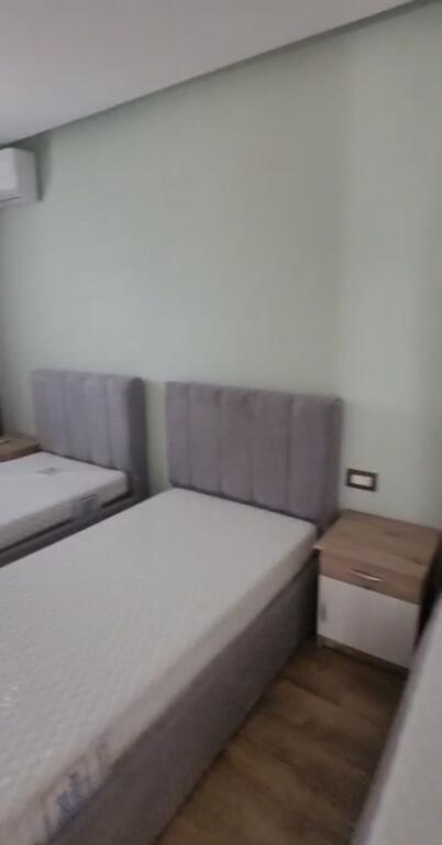 In affitto 2+1+1 VIA MINE PEZA 75.000 leke