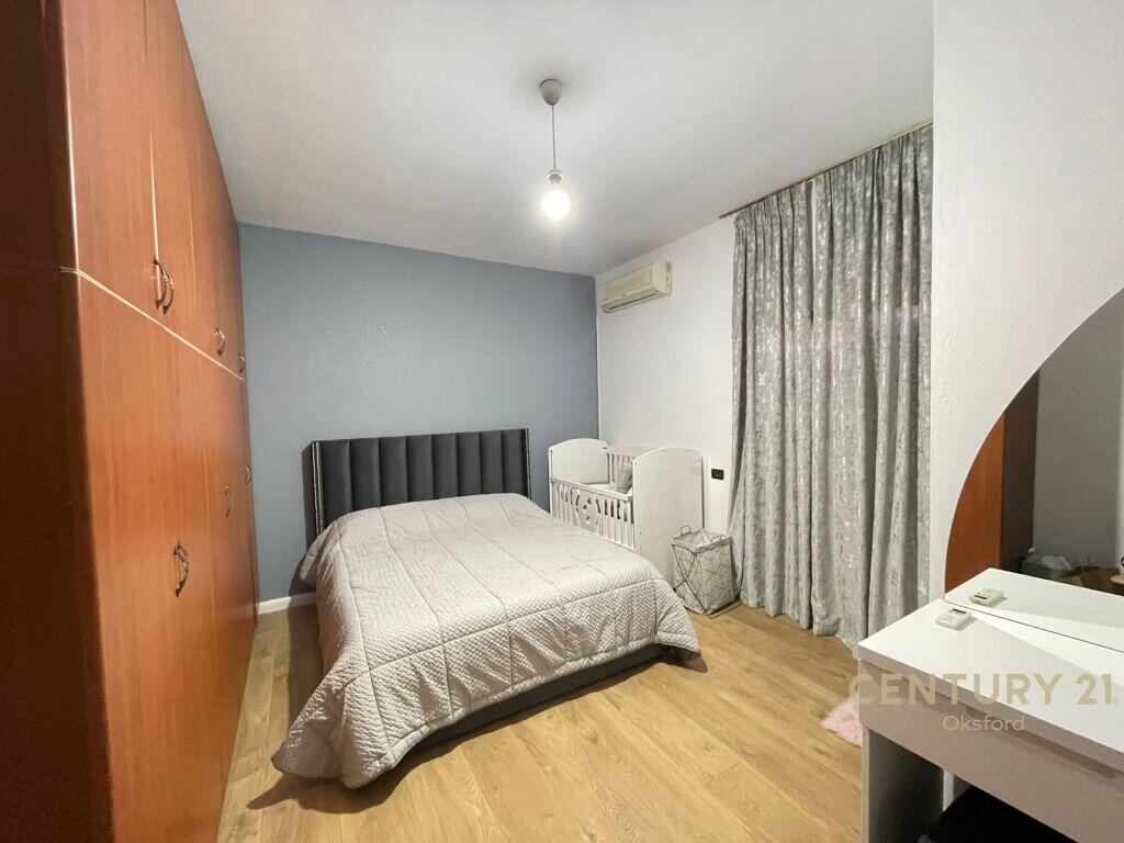 JEPET ME QIRA APARTAMENT 2+1+2 ME POST PARKIMI NE SELITE
