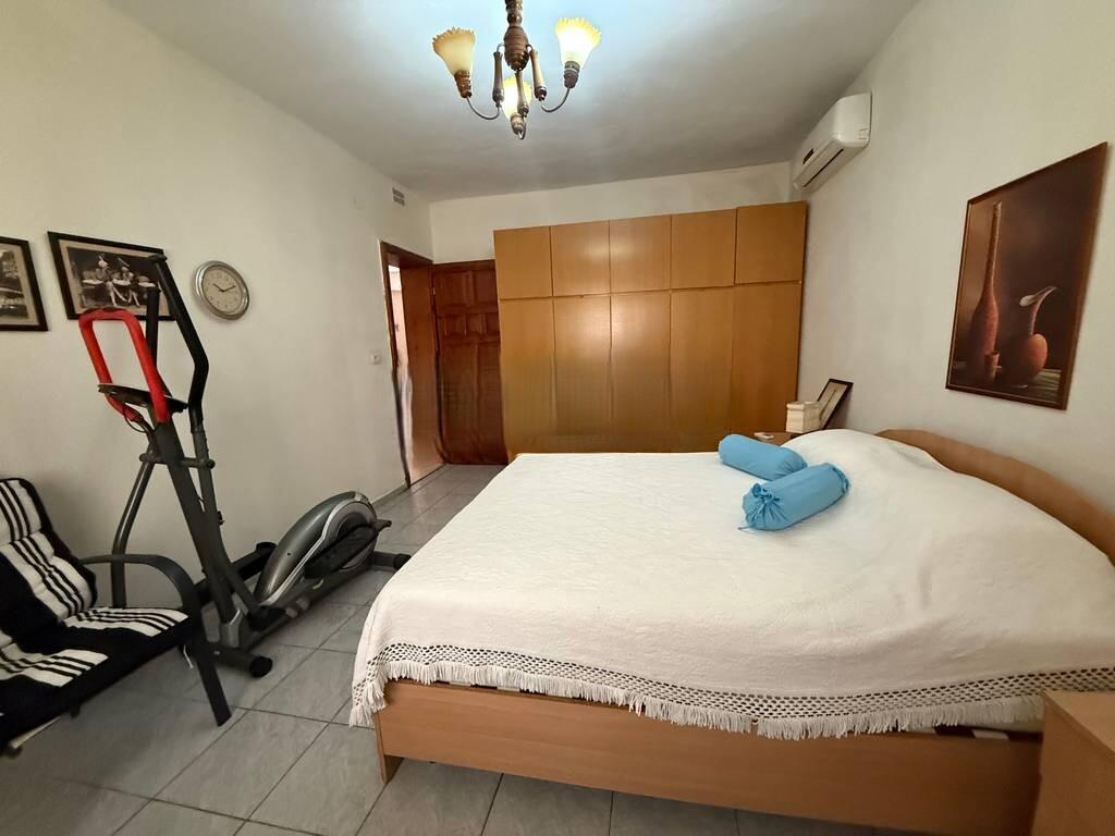 Appartamento 3+1 in affitto nella zona di Brryli 800 € /Mese