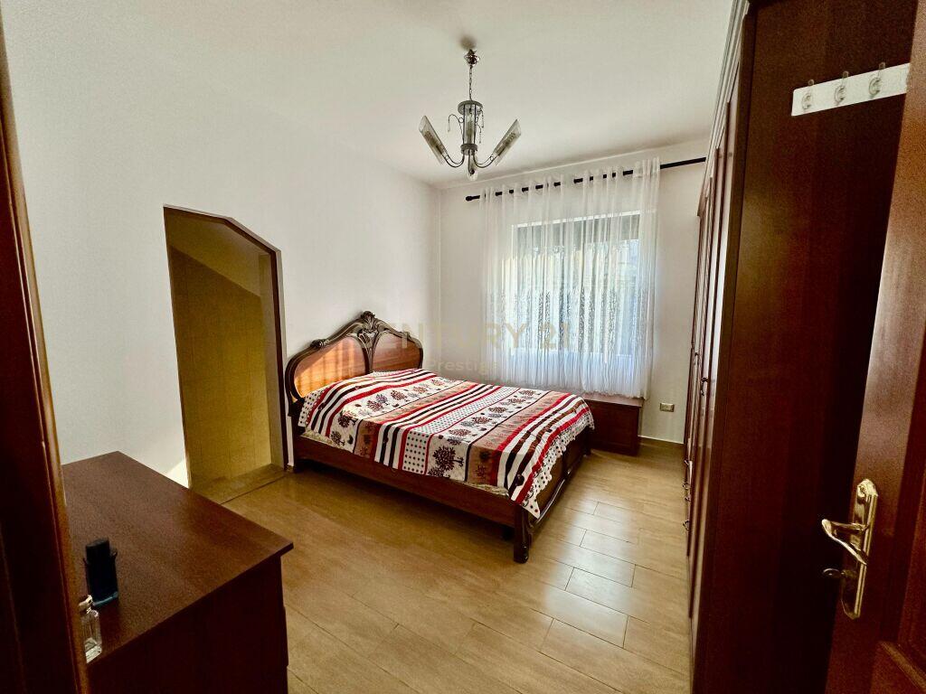 APARTAMENT ME QIRA 2+1, I VENDOSUR PRANE KOMPLEKSIT GRAND, TIRANE!