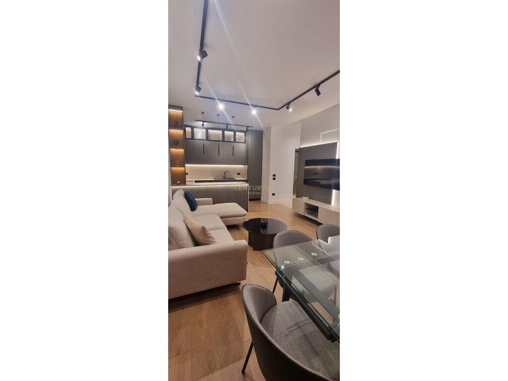 Apartament 2+1 Me Qira në Kinostudio, Tiranë - 850.00€ | 87 m²