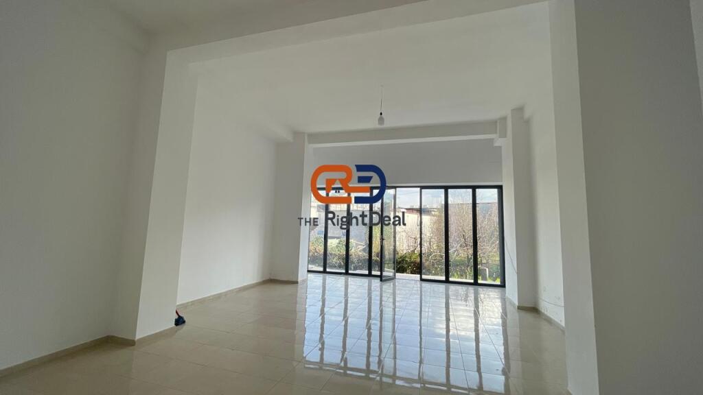 In Astir, Business Unit for Rent, Very Close to the Main Road!!!