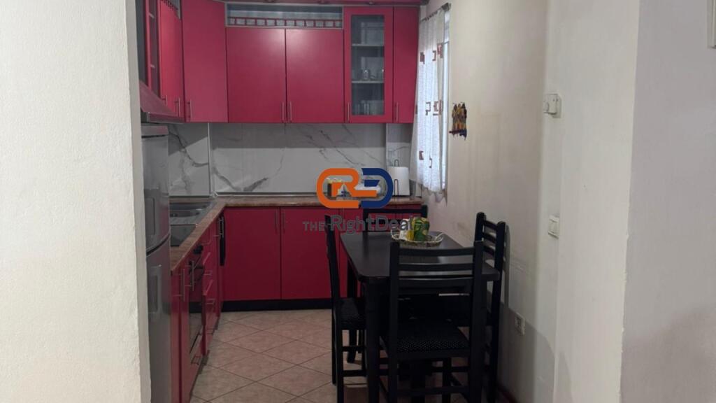 At the Malaysian Complex, a 3+1 Apartment with Perfect Layout is for Rent!!