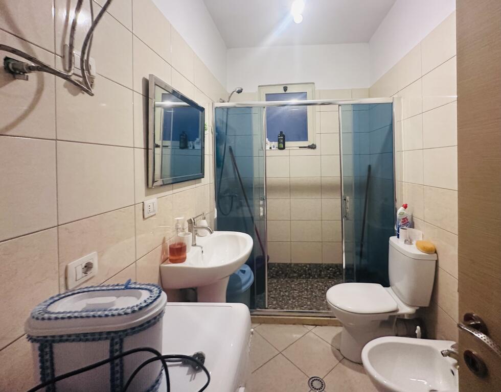 Jepet Me Qera Apartament 2+1+2 Ballkone