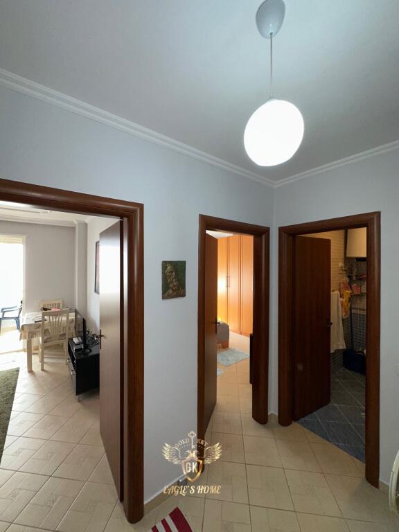 Apartament për shitje 1+1 + Ballkon LINJA E PARË NË DET 📍SHKEMBI KAVAJES, Afër Hotel Rumar • 108.800€ ✅