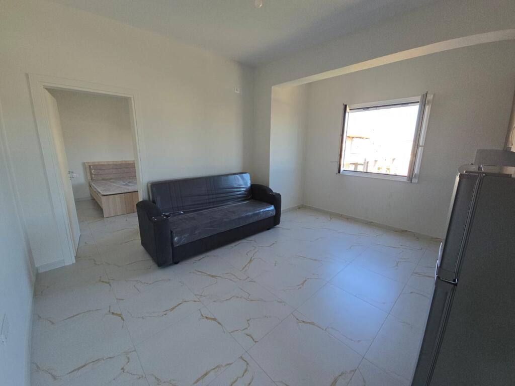 JEPET ME QERA APARTAMENT 1+1 NE KENETE DURRES
