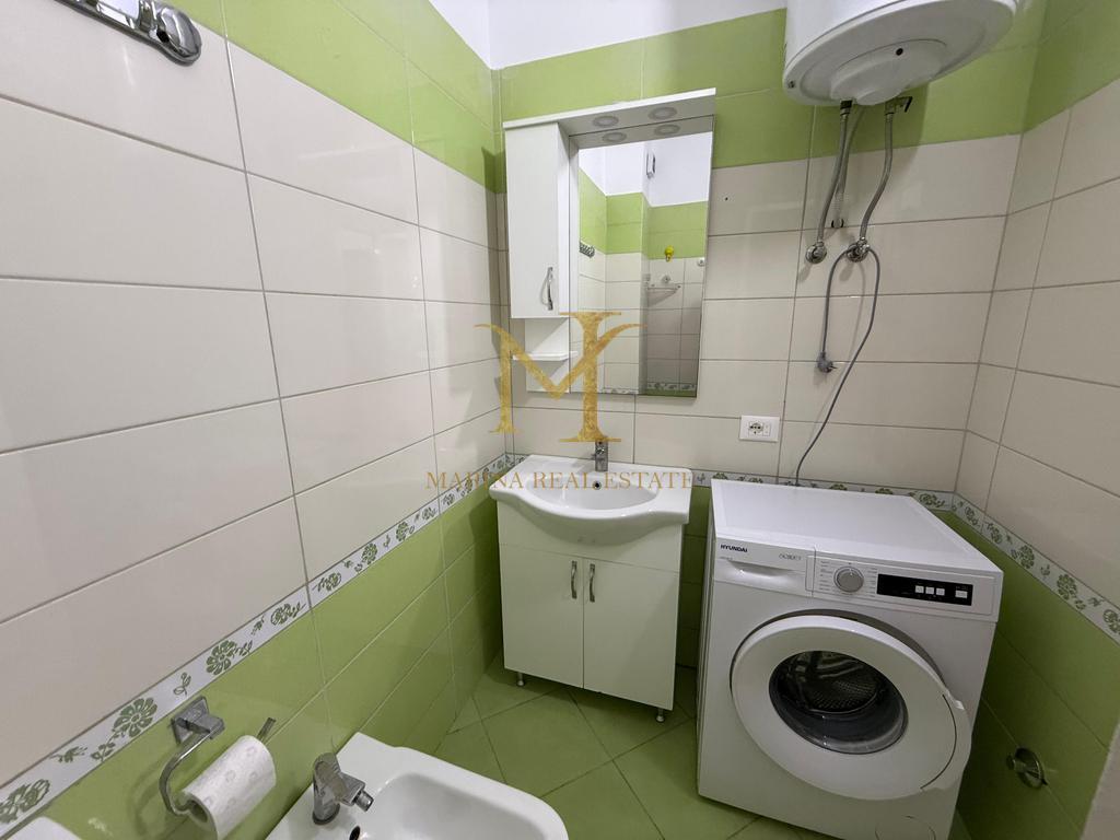 Apartament 2+1 per Qera ne Plazh , Stacioni i Pare !!