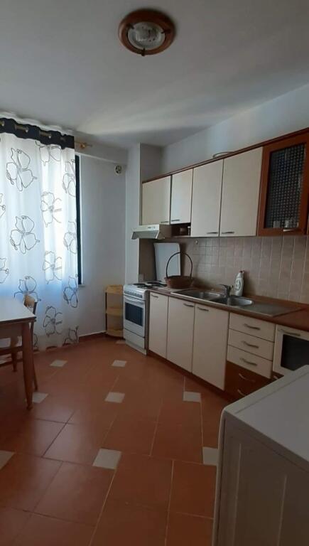 Appartamento 1+1+1 Balcone In Affitto