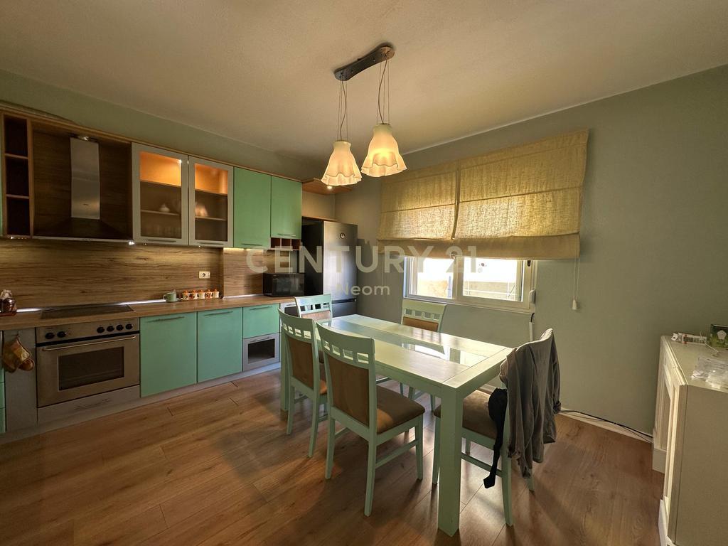 RENT, APARTMENT 1+1, AT VASIL SHANTO!!