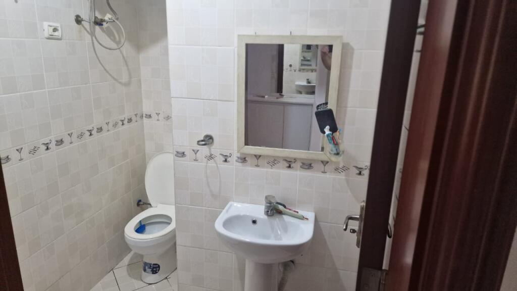 Jepet Me Qera Apartament 2+1+1 Ballkon