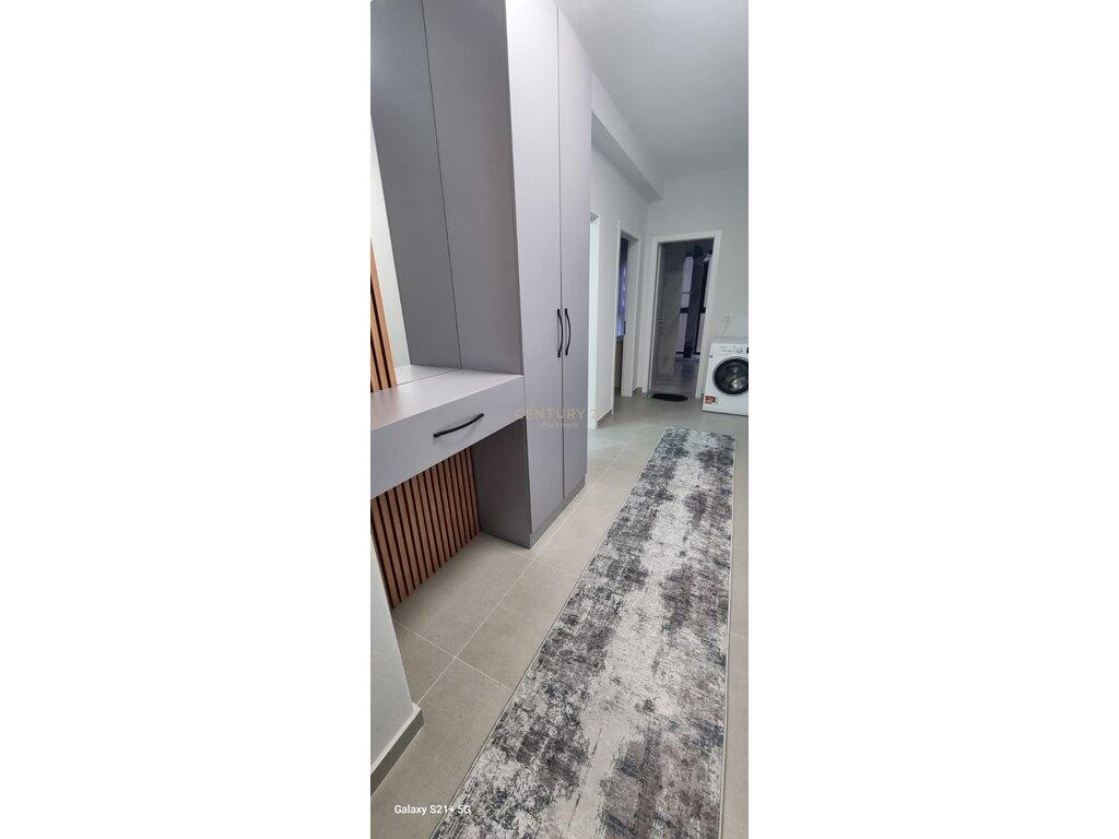 JAPIM ME QIRA APARTAMENT 2+1 NE UNAZE TE RE!
