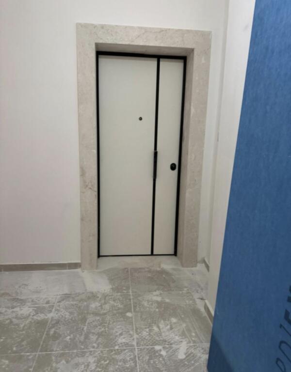 Shitet Apartament 2+1 Rr. Elbasanit 165.000 euro